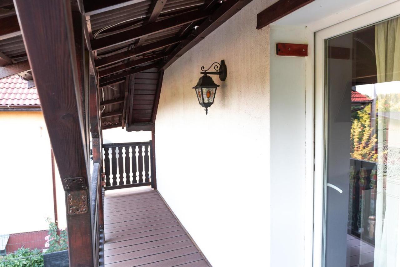 Casa Ursului Hotel Bujoreni ภายนอก รูปภาพ